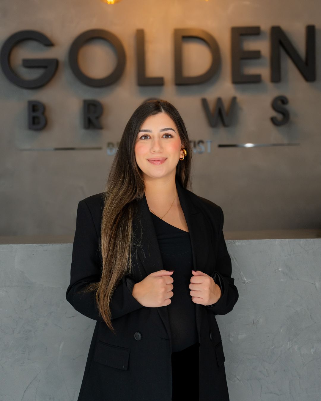 Valentina - Micro de Cejas y Visagismo